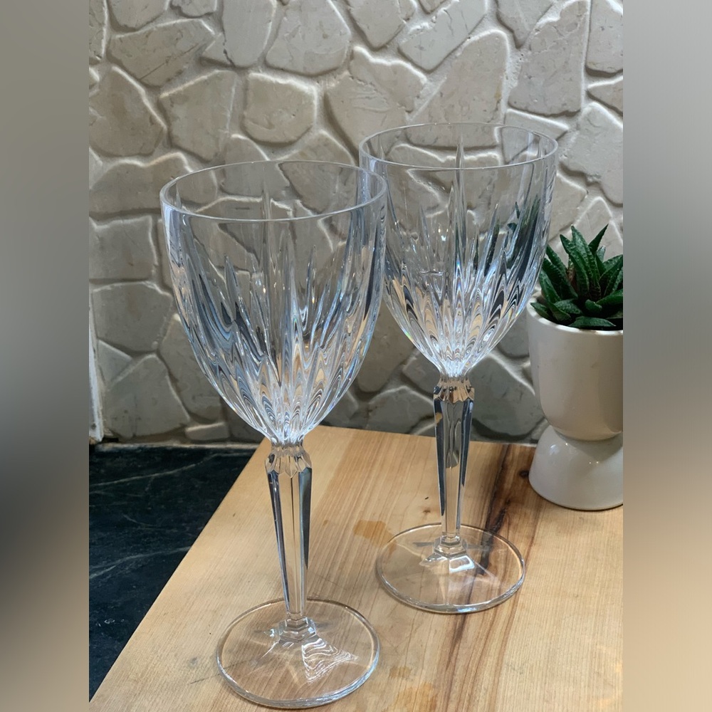 MIKASA | Set of 2 | “Icicles” Cut Crystal Goblets